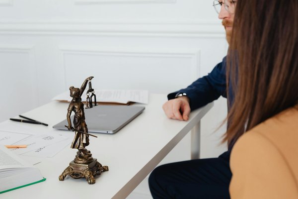Quels sont les enjeux juridiques des réseaux sociaux d'entreprise ?