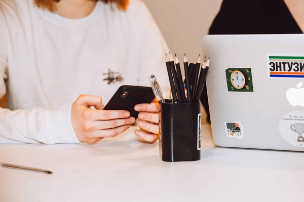 Qu'est-ce qu'un chatbot et quels sont ses avantages pour l'entreprise ?